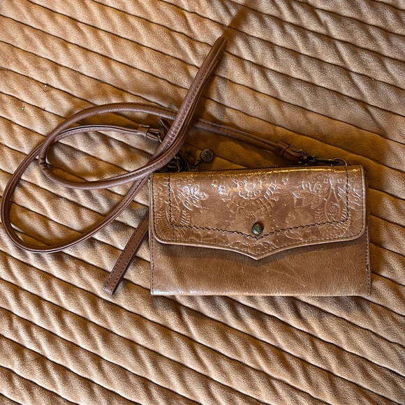 The Sak leather tobacco floral embossed hand wristlet or crossbody wallet purse - Picture 2 of 11